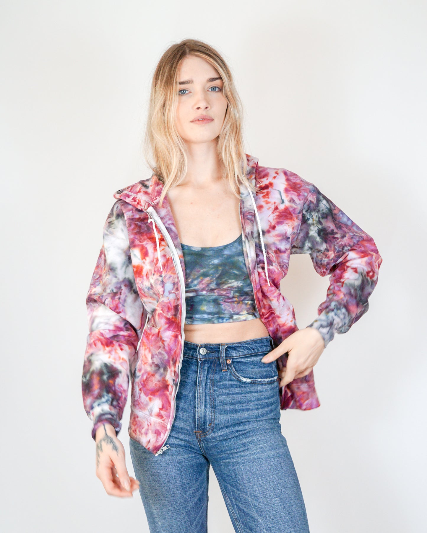 Roses Zip-up Hoodie