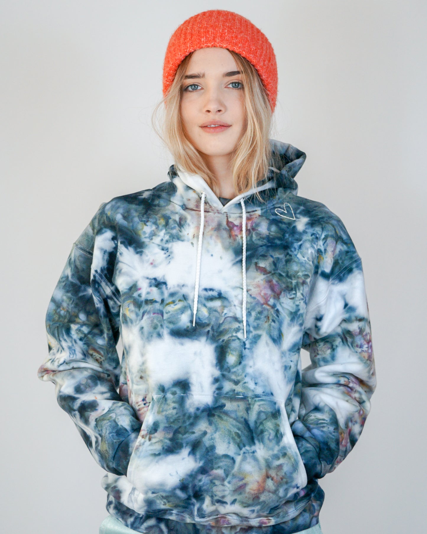 tie dye hoodie