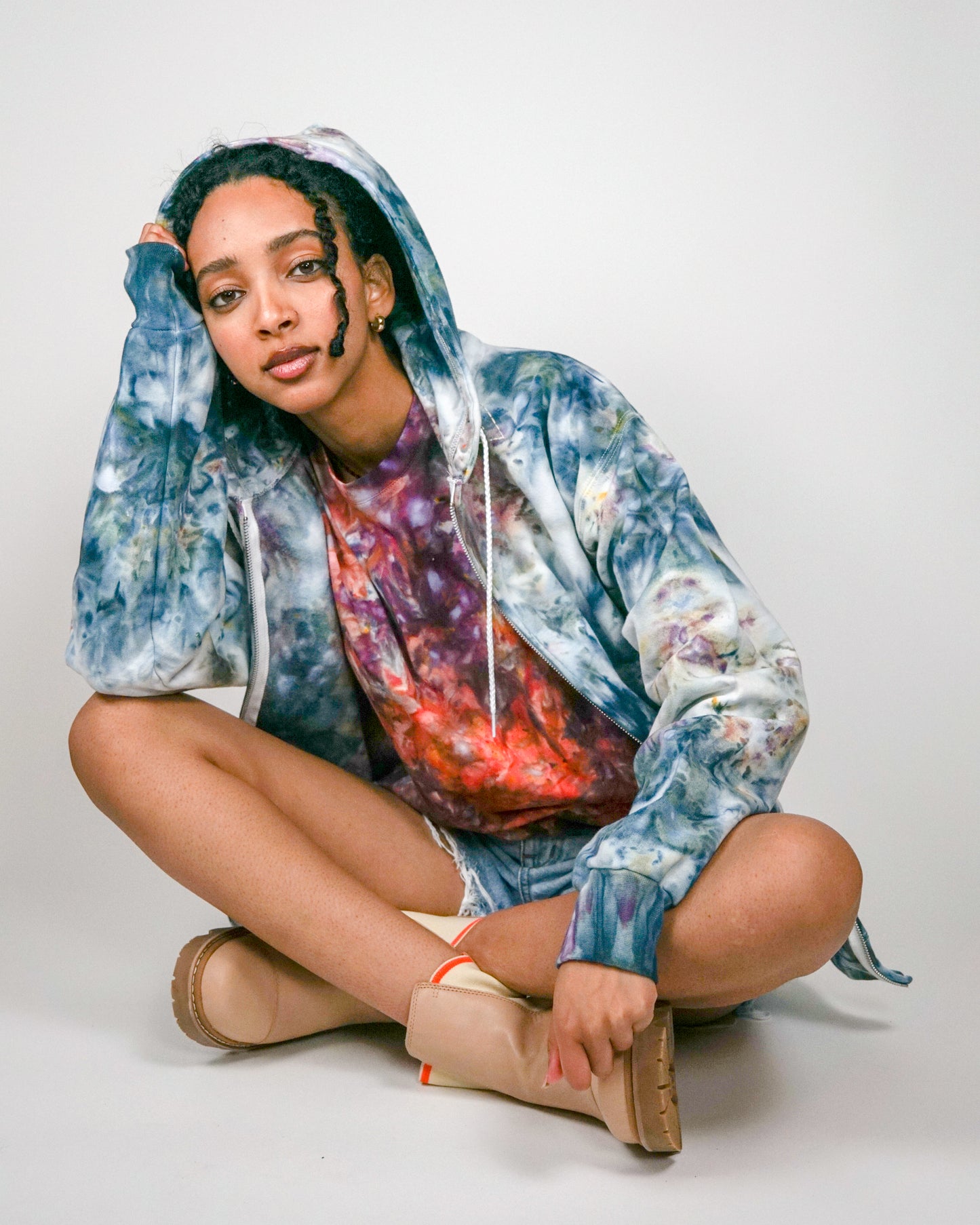 Iris Zip-up Hoodie